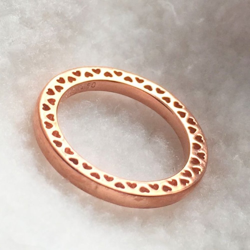 CLEARANCE!!  Pandora Rose Gold CLASSIC HEARTS Ring 50, 54, 58mm - Picture 2 of 5